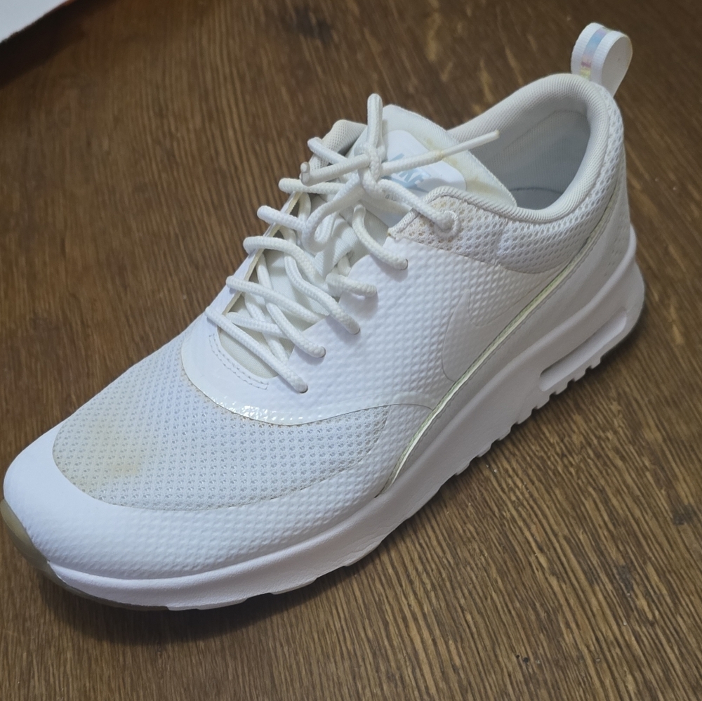 Nike Air Max Thea White Low-Top Mesh Sneakers